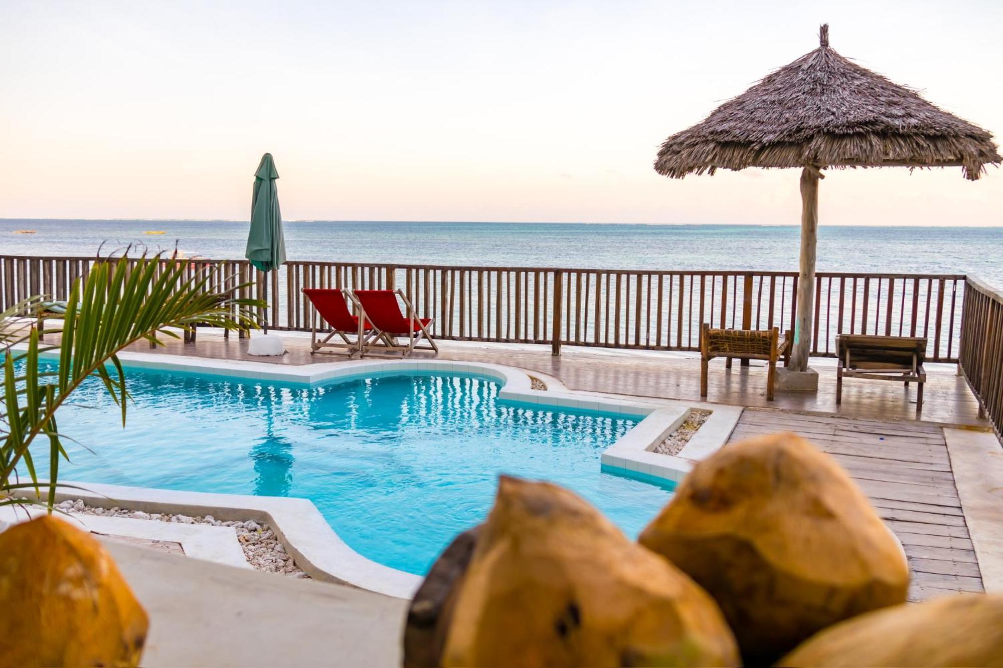 Pili Pili Sunrise Beach
